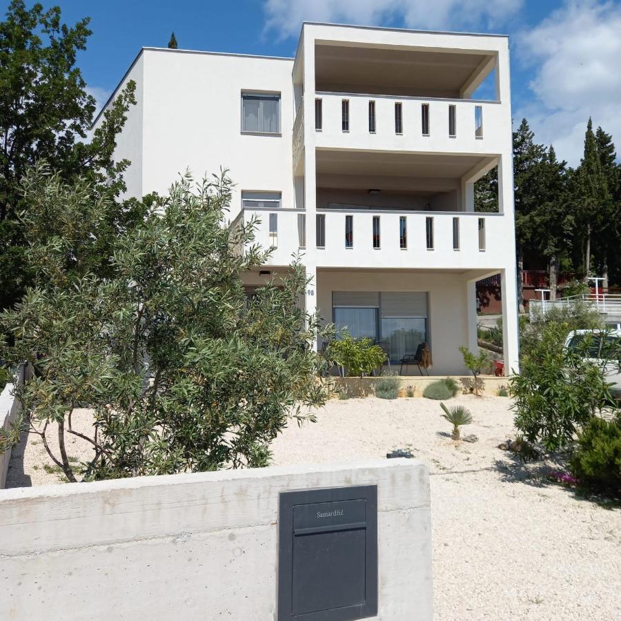 Apartmani Tin Starigrad Paklenica Luaran gambar